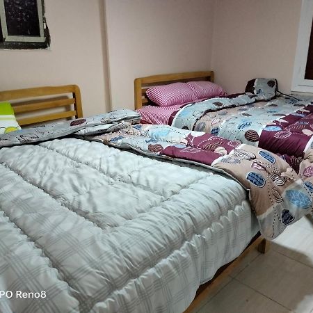 Family Apartment - Next To Abdeen Palace And Museum El El Cairo Exterior foto